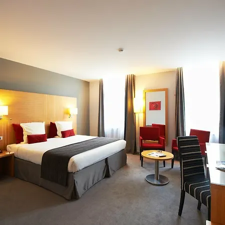 Hotel De La Couronne 3*