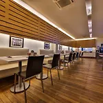 De La Couronne Hotel 3*