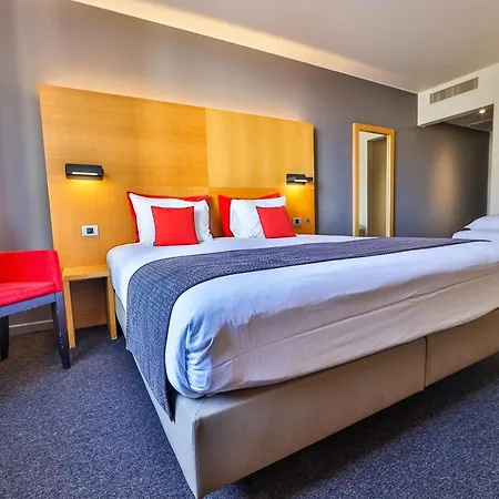 De La Couronne Hotell 3*