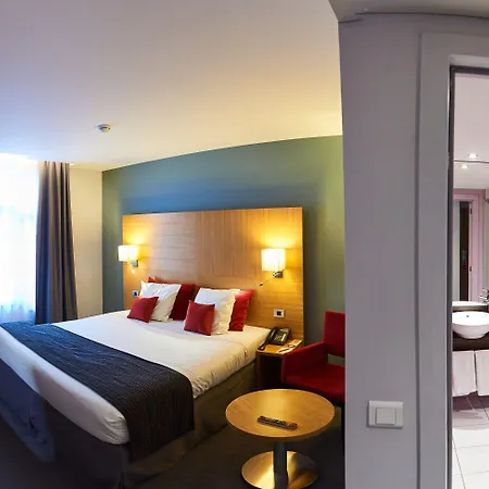 Hotel De La Couronne 3*