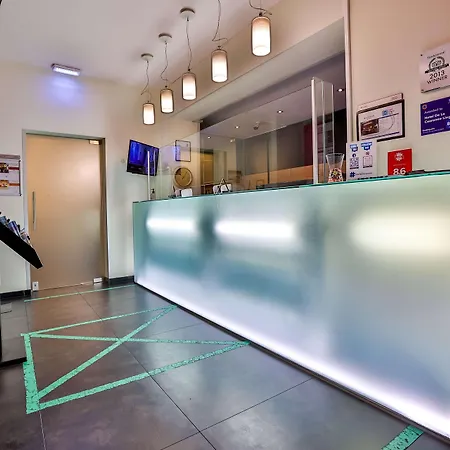 De La Couronne فندق