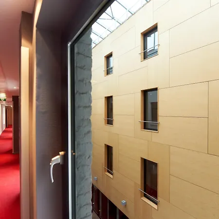 De La Couronne Hotel Liege