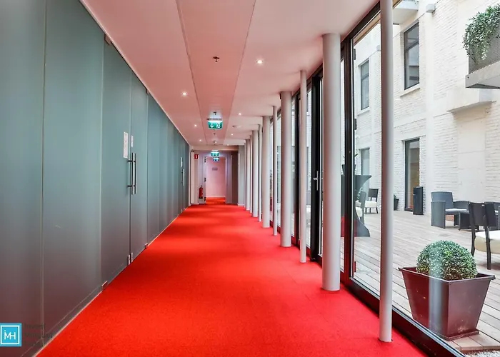 De La Couronne Hotel 3*