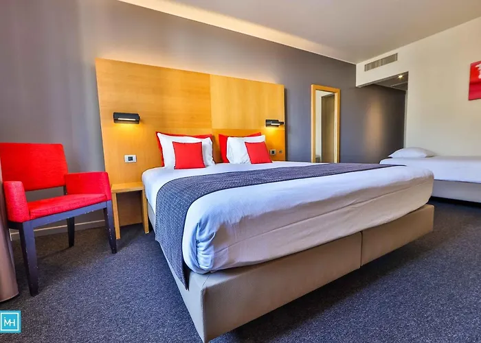 De La Couronne Hotel 3*