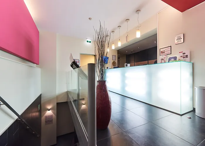 De La Couronne 3* Liège