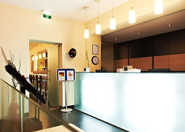 Hotel De La Couronne