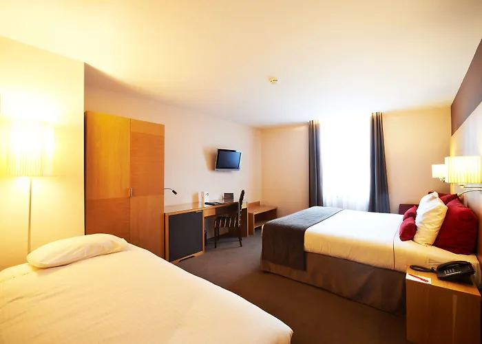 De La Couronne Hotel 3*