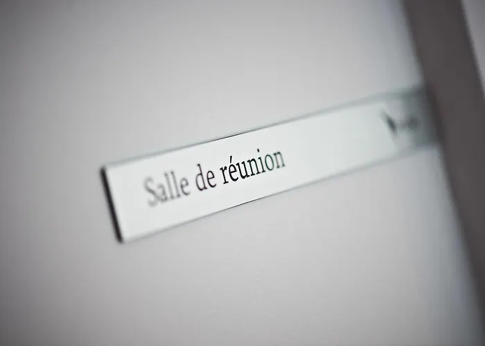 De La Couronne Hotel