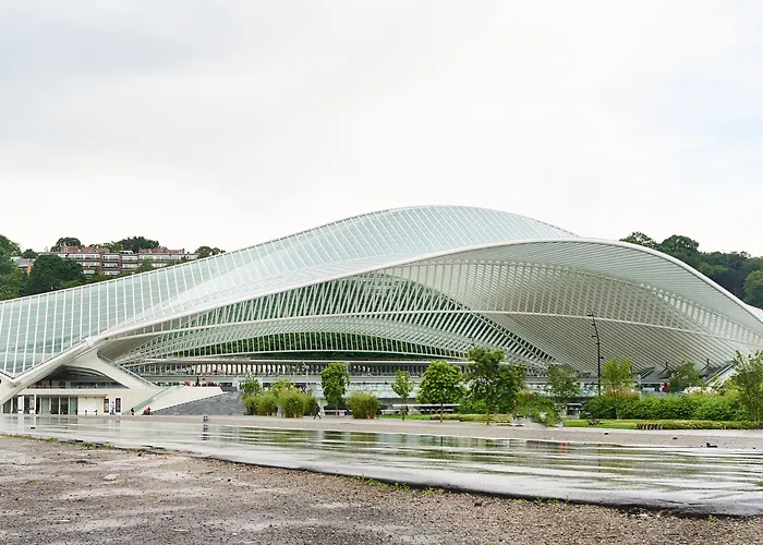 Hotel De La Couronne 3*